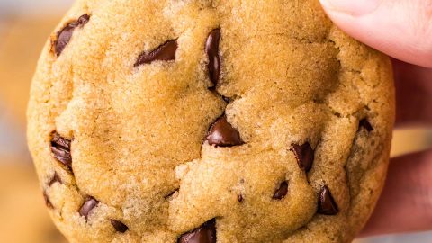 vegan-chocolate-chip-cookies-